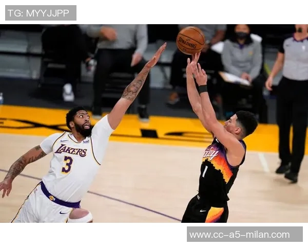 湖人对阵太阳的比赛戏剧性十足近期状态起伏不定表现令人关注