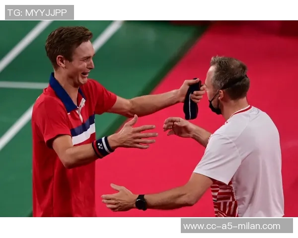 离队公告感谢同袍一载祝福帕拉西奥斯与达兰未来精彩纷呈